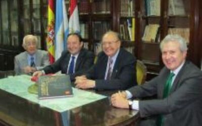 Pedro Sanz anuncia en Argentina y Chile la próxima celebración de la Comisión Interacadémica de la Ortografía en San Millán de la Cogolla